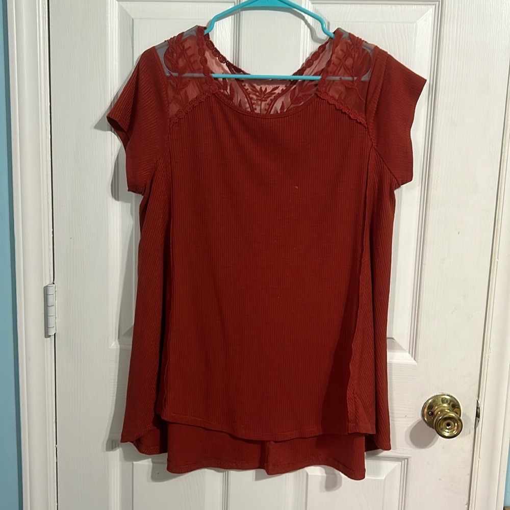 Women’s large top